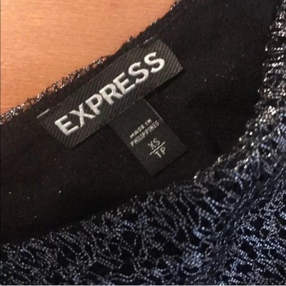 Express Dark Gray Shiny Flowy Crop Top Size XS - Picture 3 of 8